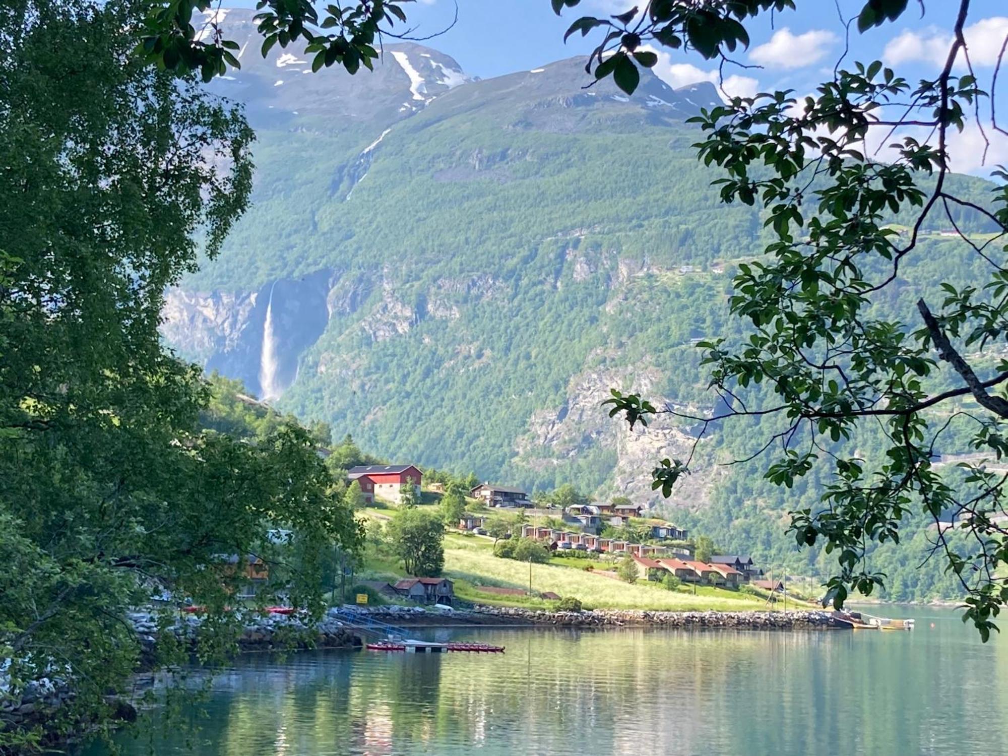 Fjorden Campinghytter Geiranger Exterior foto